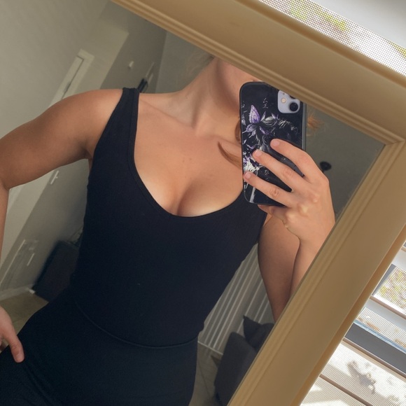 Tank top - Picture 2 of 3